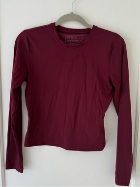FIGS Ribbed Long Sleeve Underscrub Burgundy/Wine